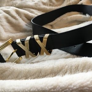 Trendy black and gold belt (SM)